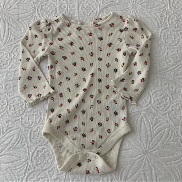 Baby GAP Sage Green Jumper with Floral Onesie - Picture 4 of 6